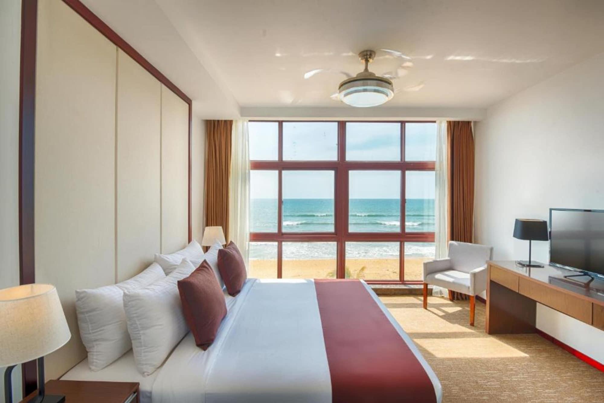 Jie Jie Beach Hotel Wadduwa Extérieur photo