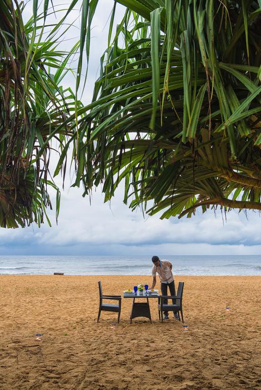 Jie Jie Beach Hotel Wadduwa Extérieur photo