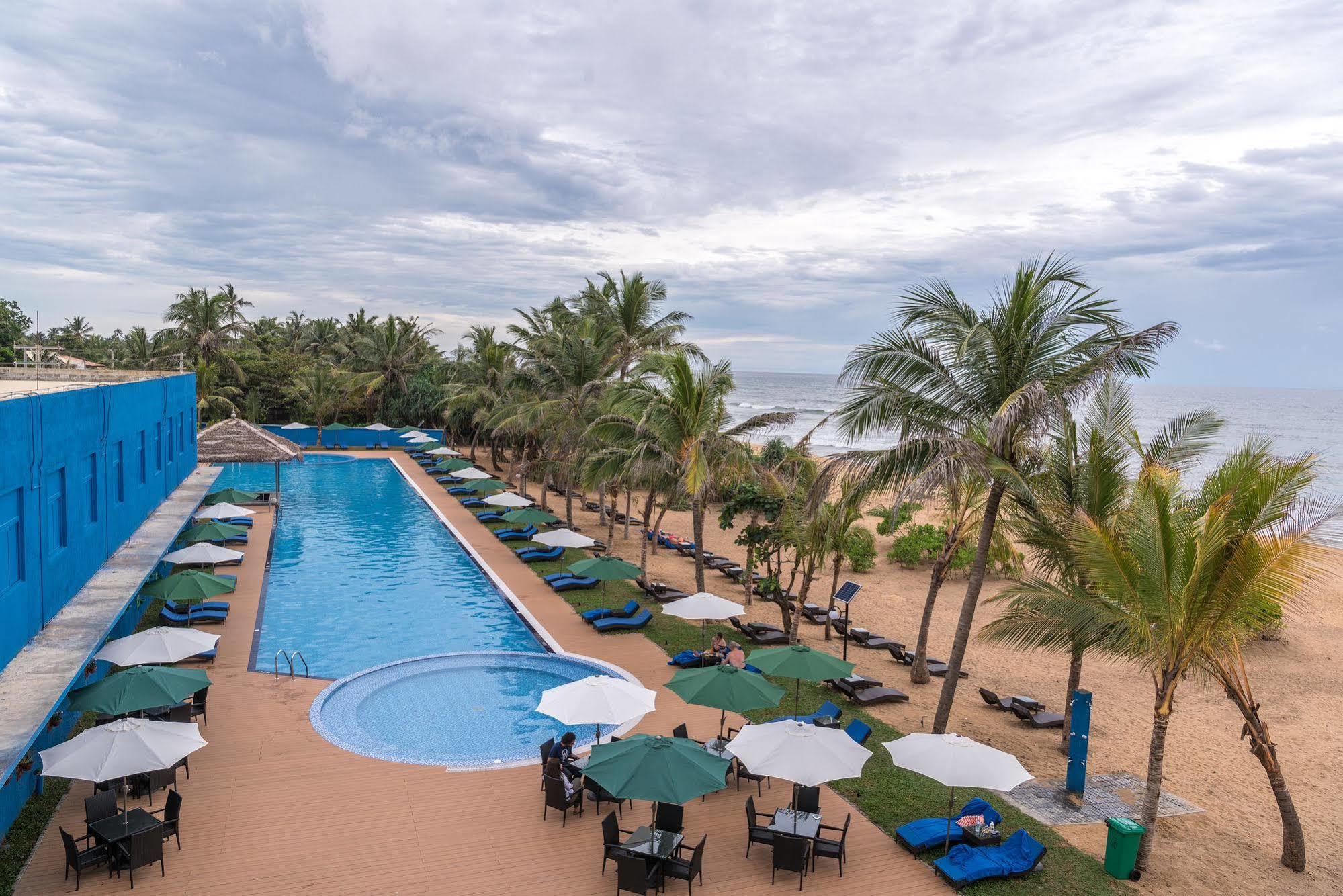 Jie Jie Beach Hotel Wadduwa Extérieur photo